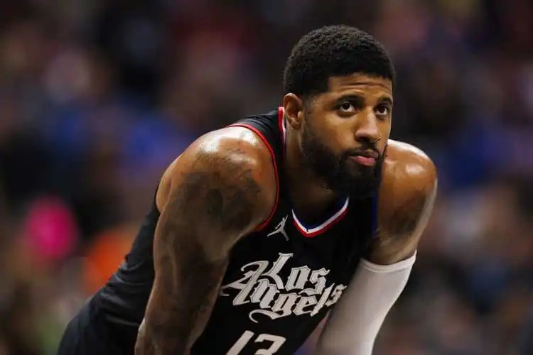 马刺惜败掘金,德罗赞状态下滑 马刺惜败掘金,德罗赞状态下滑