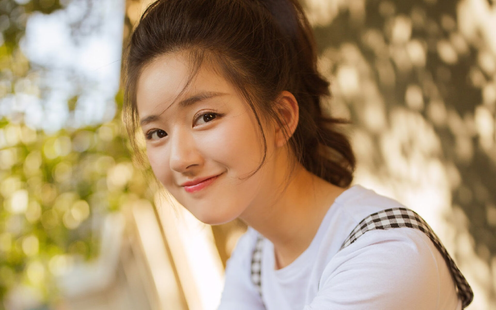 开云体育官方网站-太阳稳稳拿下新疆队，浓眉成为关键先生