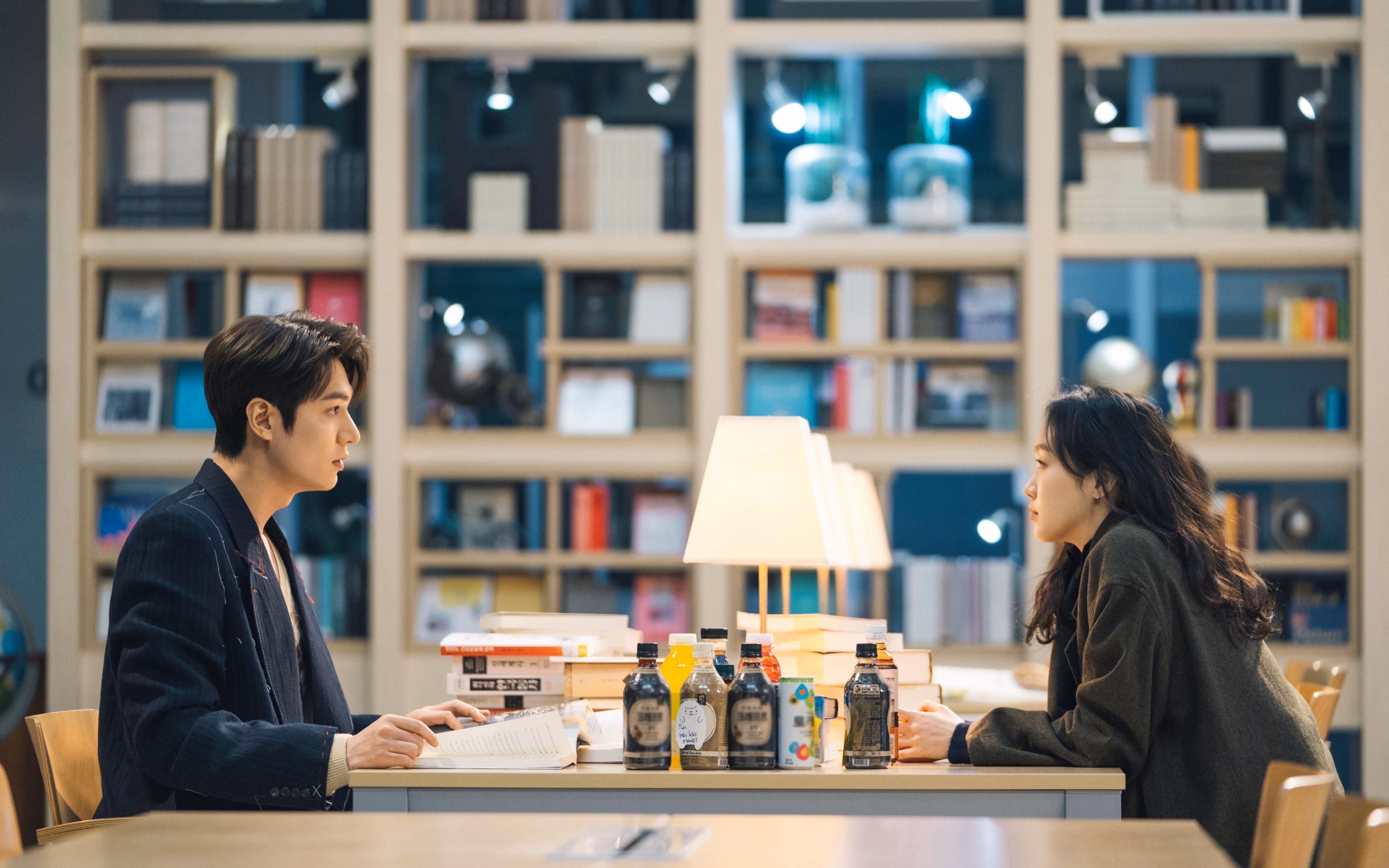 猛龙火力全开压制湖人，欧文存在感拉满率队奏凯