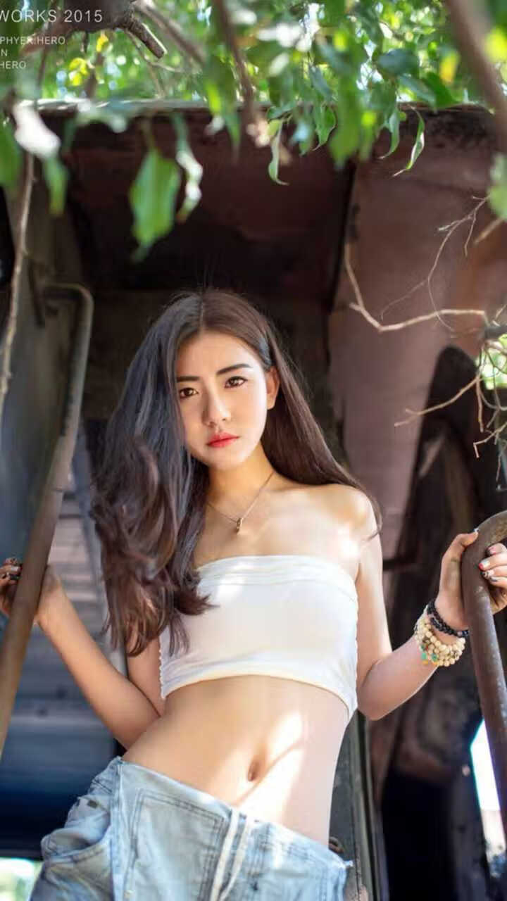 爆冷！三笘薰两传一射，中国队在工体3-2击退红魔曼联