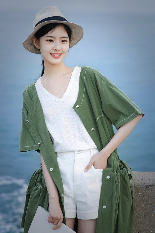 富安健洋凌空斩定乾坤,莱比锡红牛欧冠客场力擒瑞典劲旅