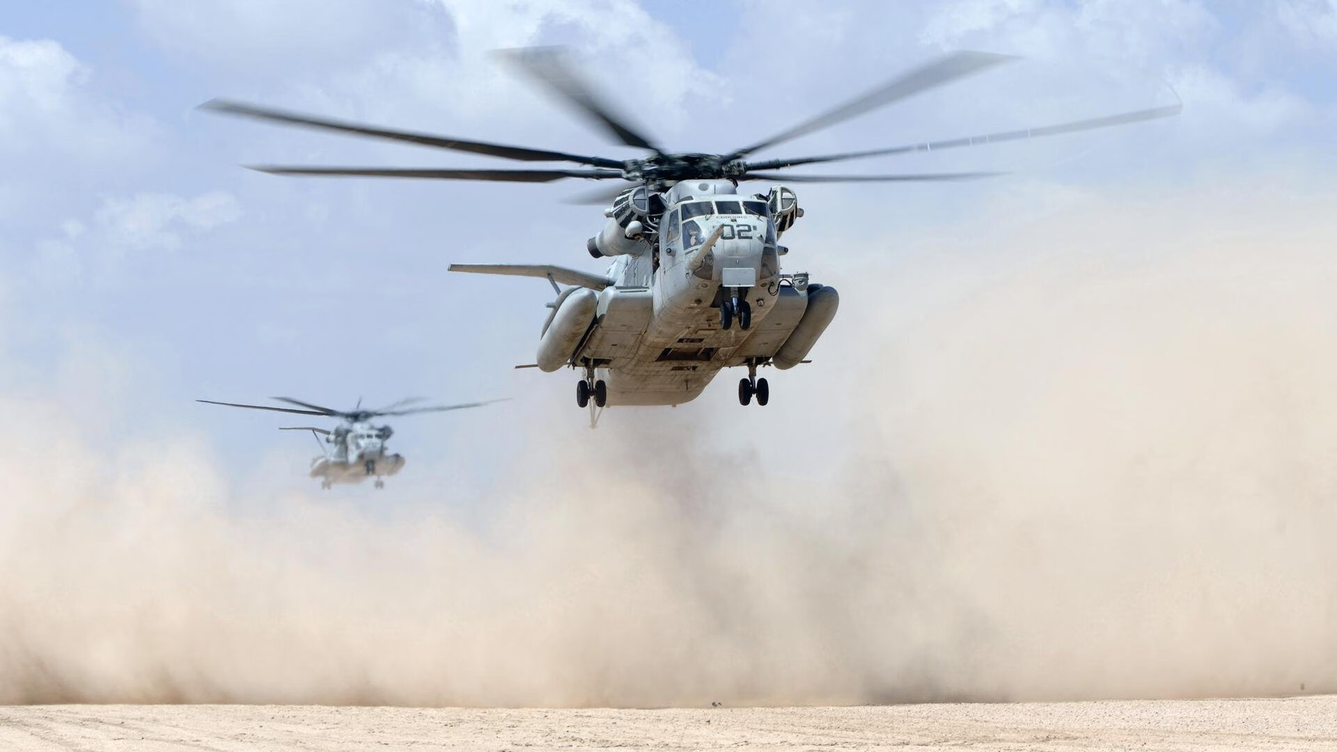 开云体育入口-赛道与绿茵场的交响，F1年度争冠焦点战与比利亚雷亚尔淘汰赛过关里昂的竞技史诗